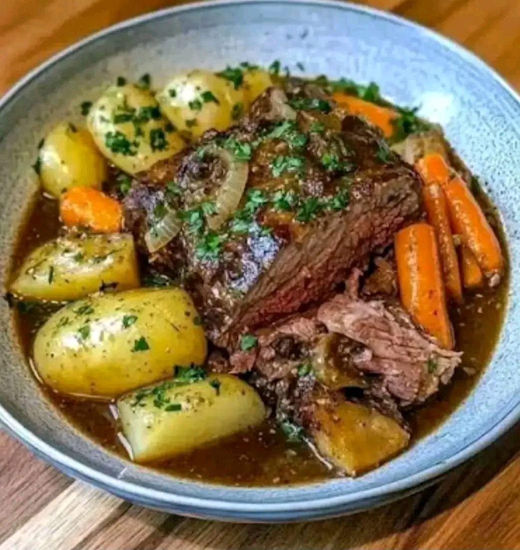 Slow Cooker Amish Pot Roast