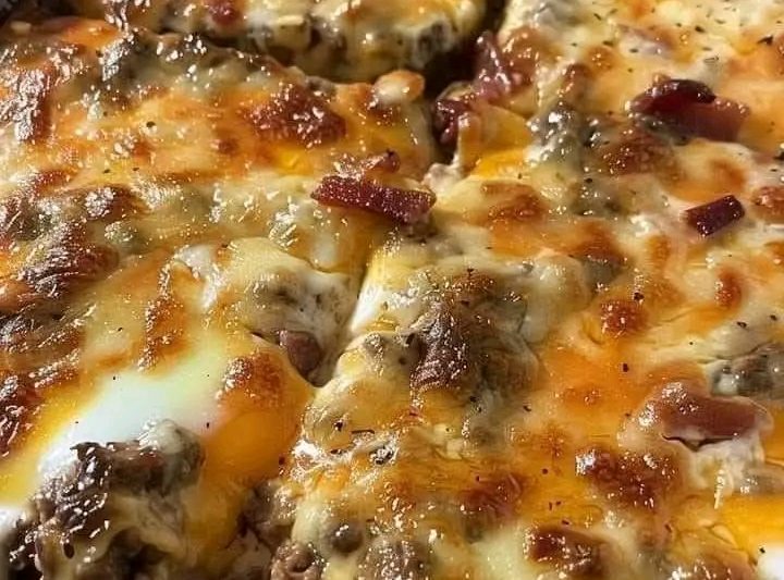 Low-Carb Bacon Cheeseburger Casserole