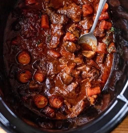 Easy Crockpot Beef Bourguignon Recipe