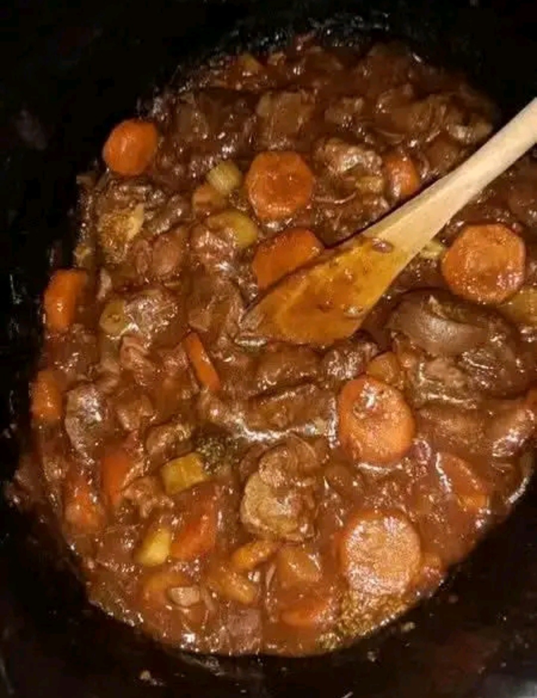 Rustic Slow Cooker Beef Stew