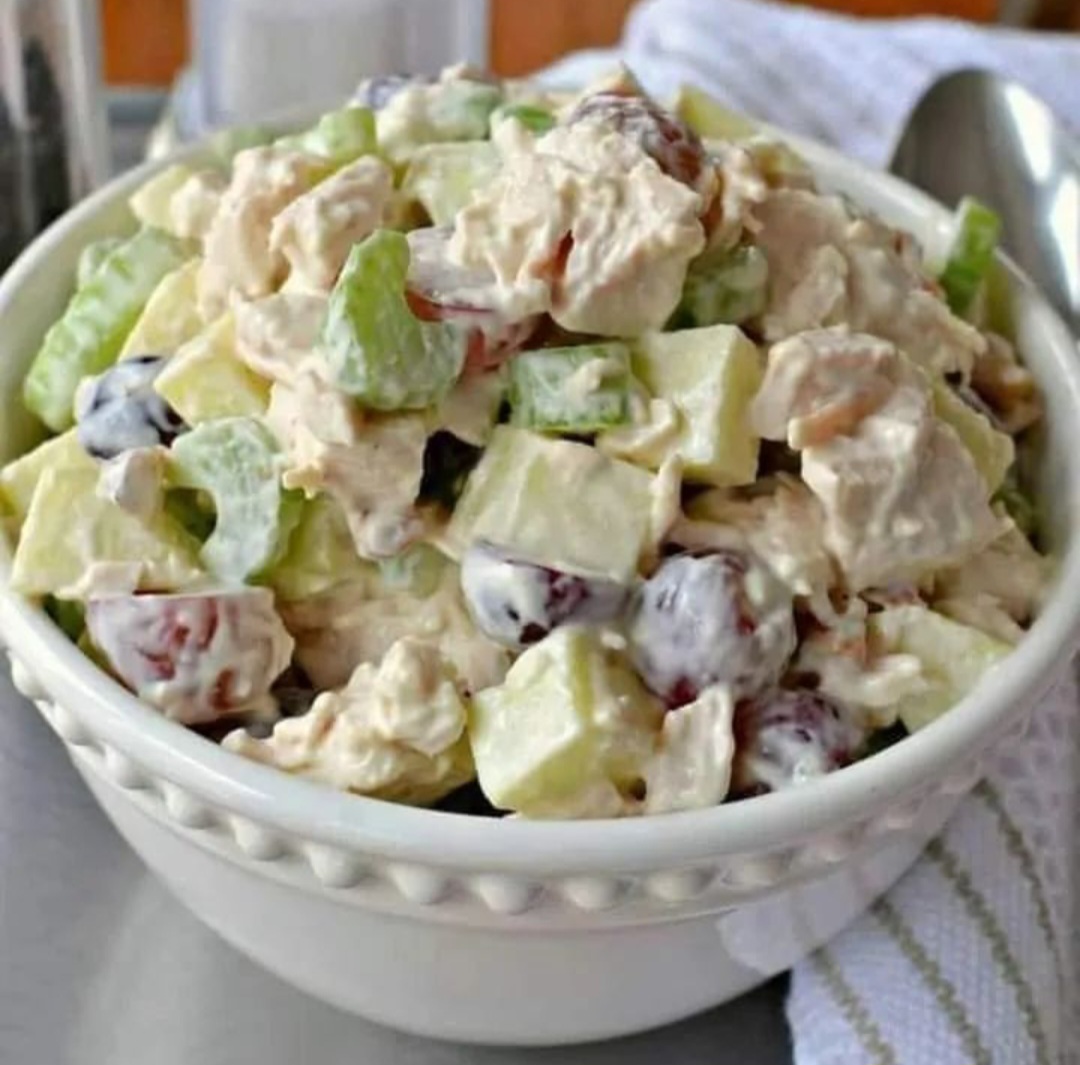 Irresistible Chicken Waldorf Salad Recipe