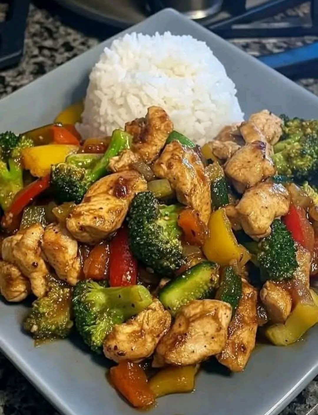 The Best Garlic Chicken Veggie Stir-Fry Recipe