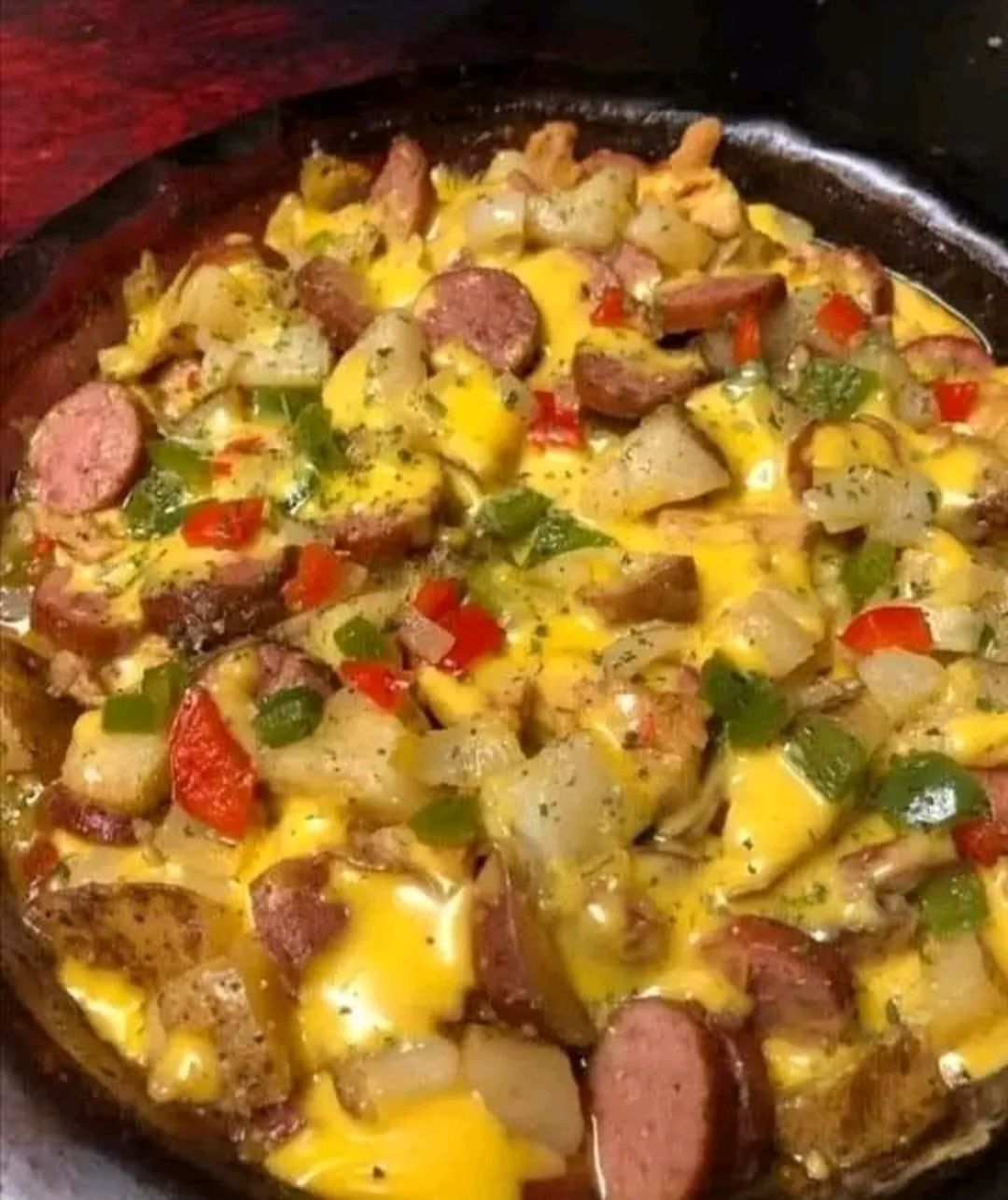 Irresistible Cheesy Potato and Smoked Sausage Casserole