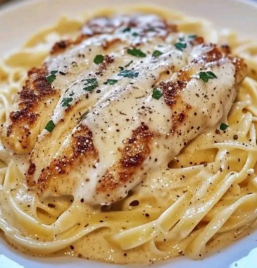 Creamy Garlic Parmesan Chicken Alfredo