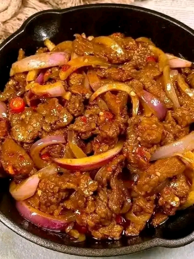 Irresistible Onion and Cumin Beef Stir-Fry