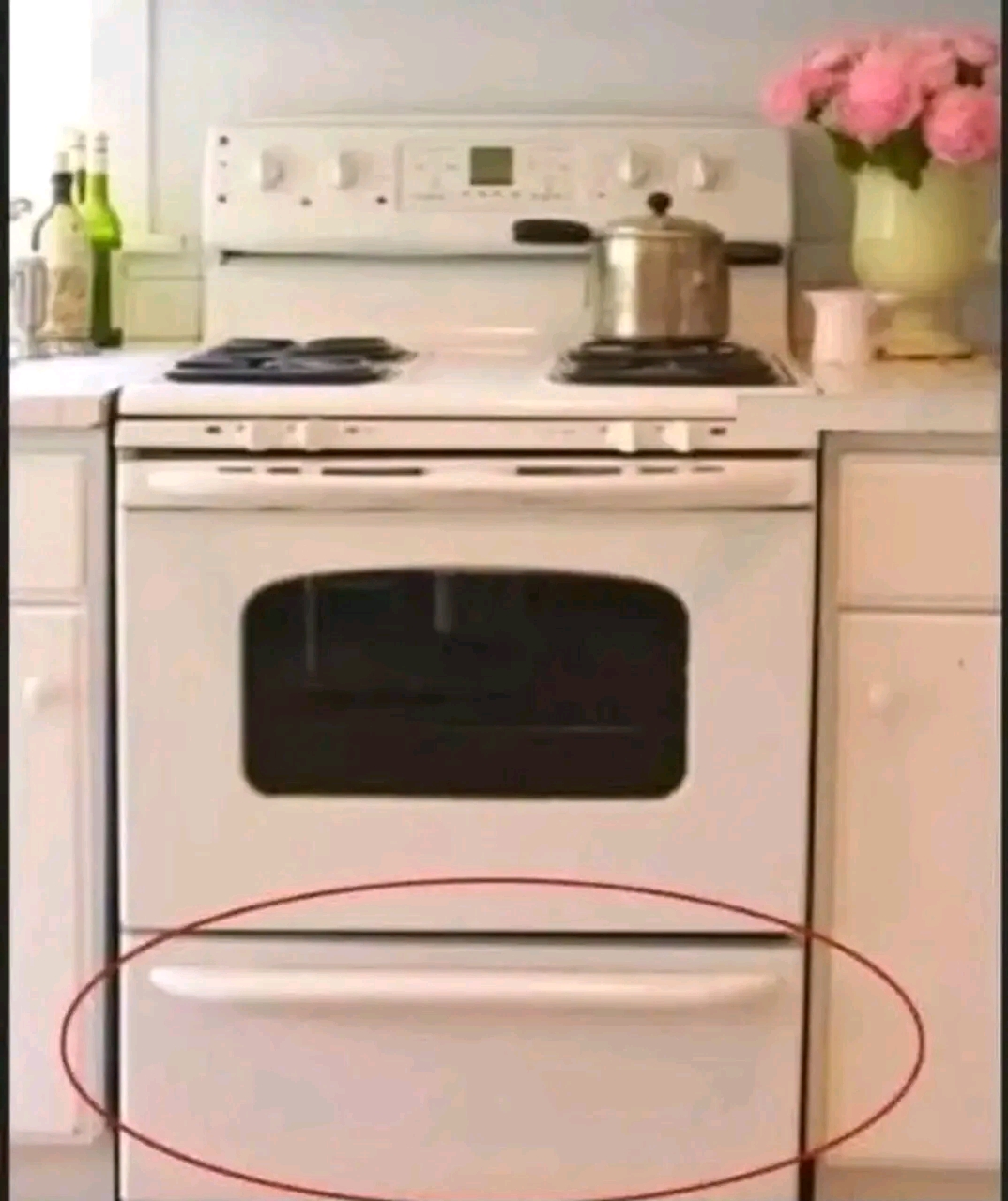 The Truth About That Drawer Under Your Oven