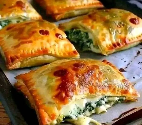 Creamy Spinach Ricotta Pastries