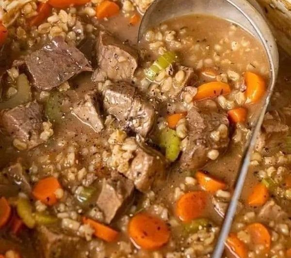 Crockpot Beef Barley Soup