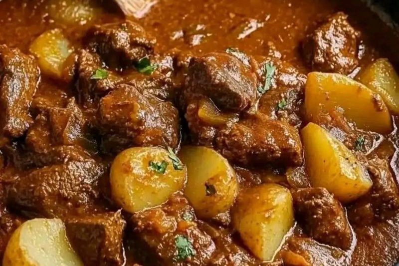 Slow Simmered Beef and Potato Curry
