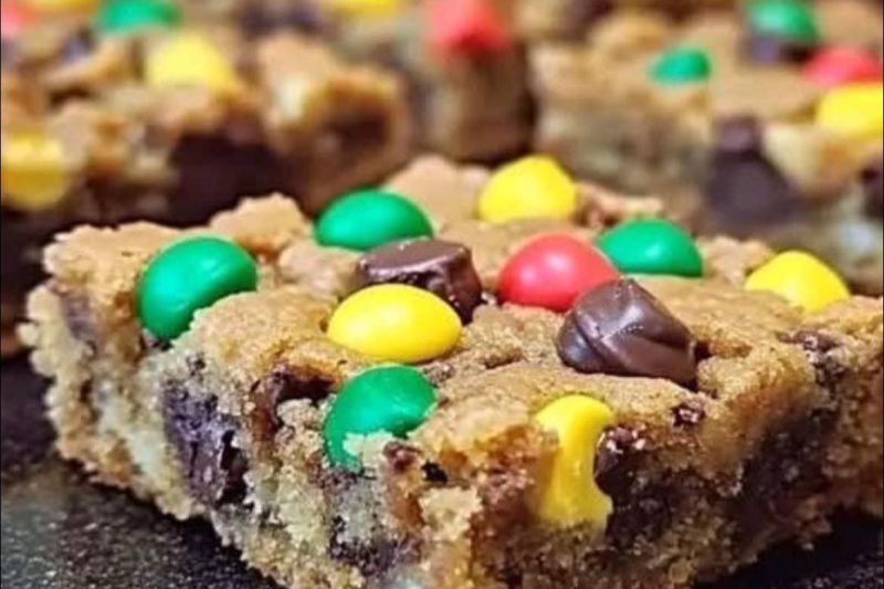 Easy Monster Cookie Bars Recipe