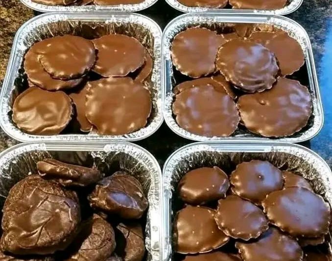 The Ultimate Chocolate Caramel Pecan Clusters