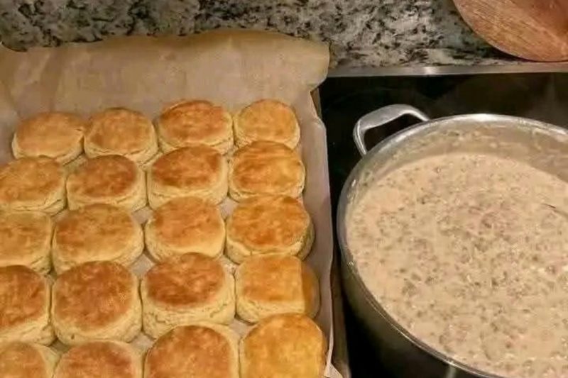 Classic Biscuits and Gravy