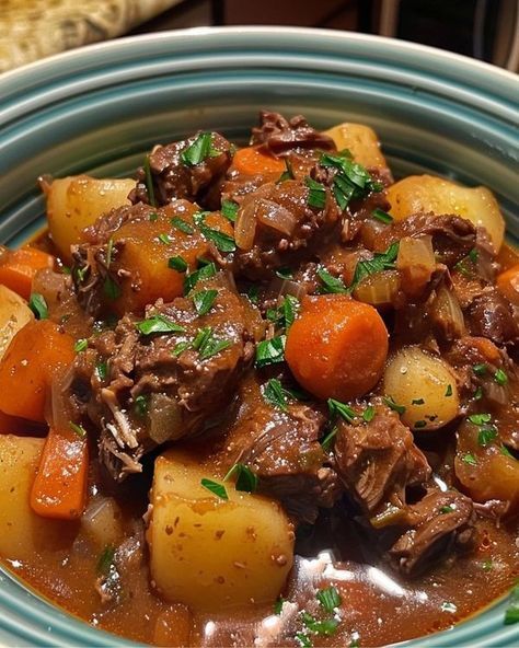 Hearty Old-Fashioned Beef Stew