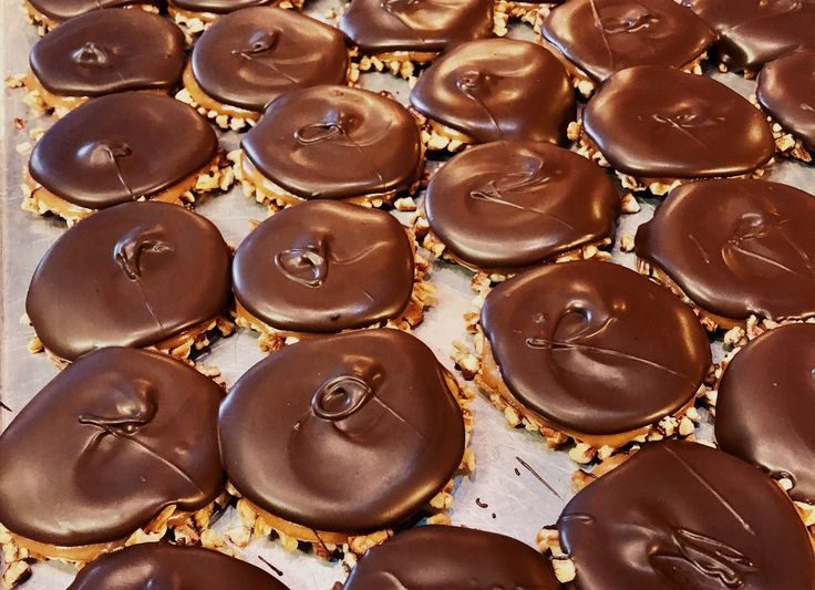 Homemade Chocolate Turtles Recipe