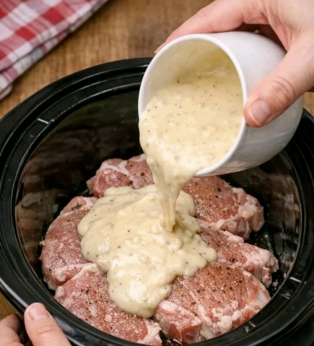 Creamy Slow Cooker Pork Chops
