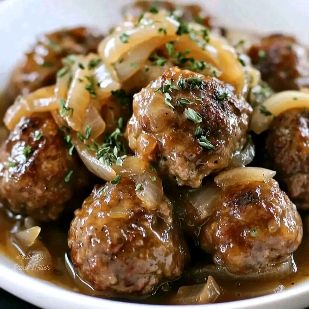 Slow Cooker French Onion Meatballs