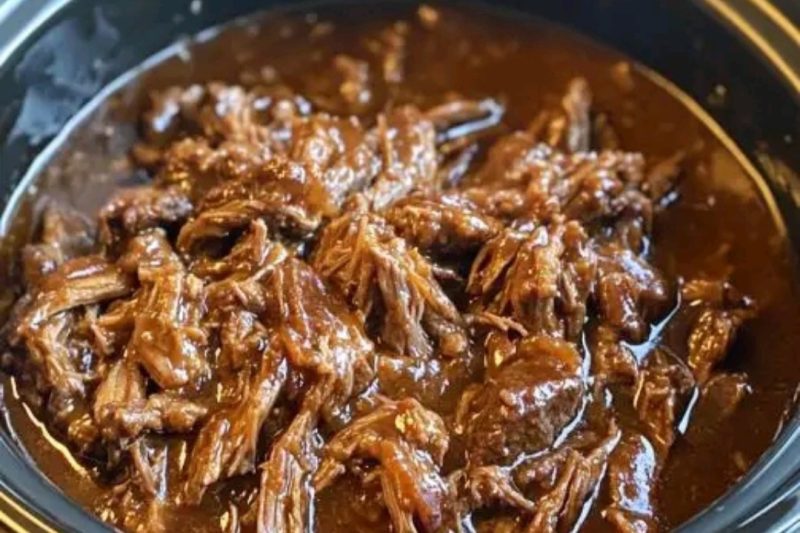 Savory Slow Cooker Honey Garlic Beef